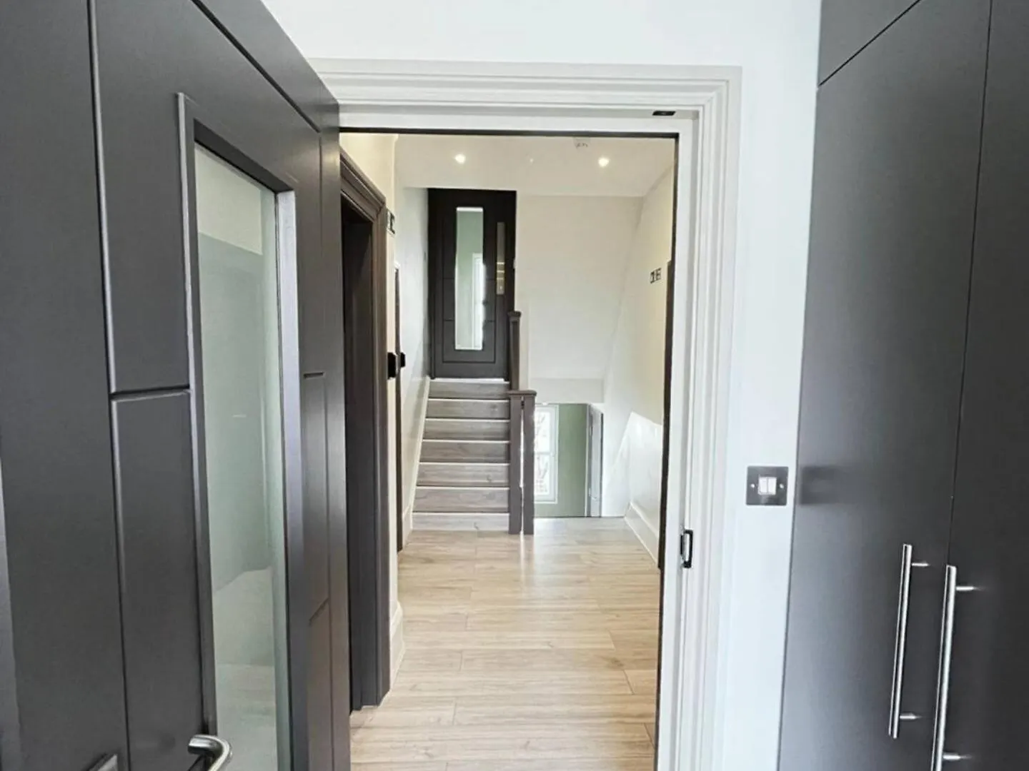 Apt 11 Seaside Serenity Chic Studio Steps To Beach Brighton United Kingdom